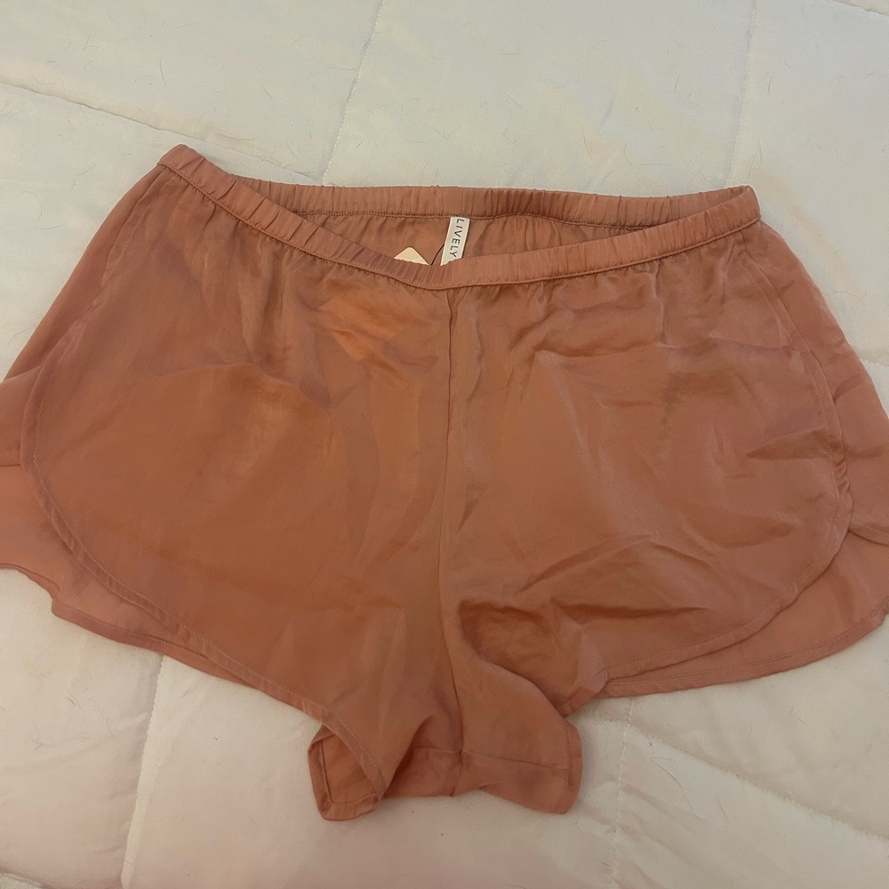Lively Women's Athletic Shorts in Peach